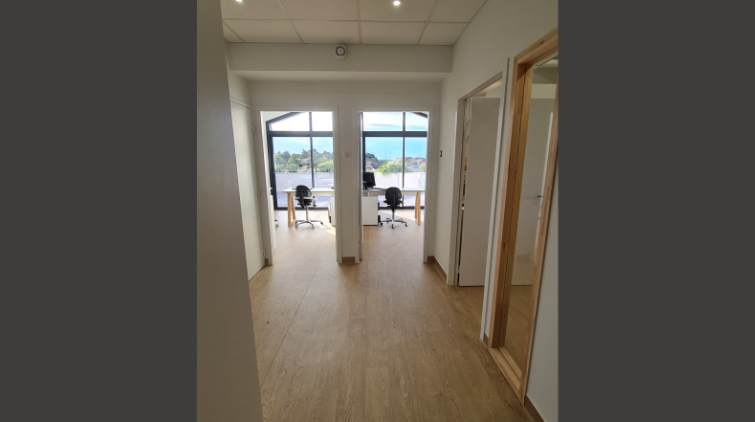 Banque d'accueil cabinet dentaire à Ondres, Landes 