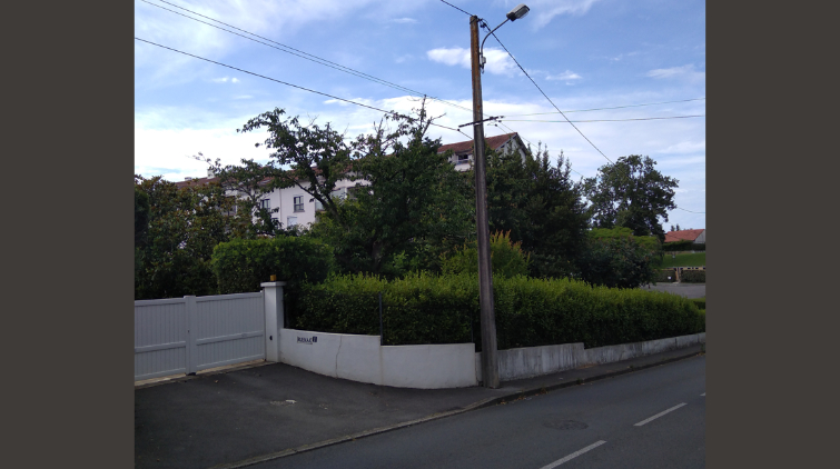Construction d'une maison avec piscine à Anglet, Pays Basque, coulage des fondations 